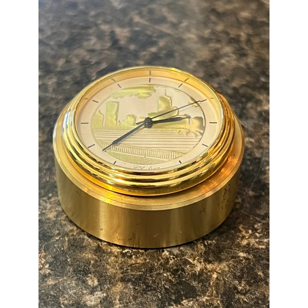 RARE Chelsea Boston Esplanade Waterfall Paperweight Clock